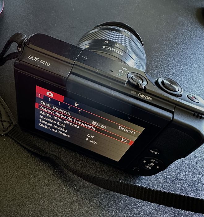 Canon M10 + objetiva 15-45mm