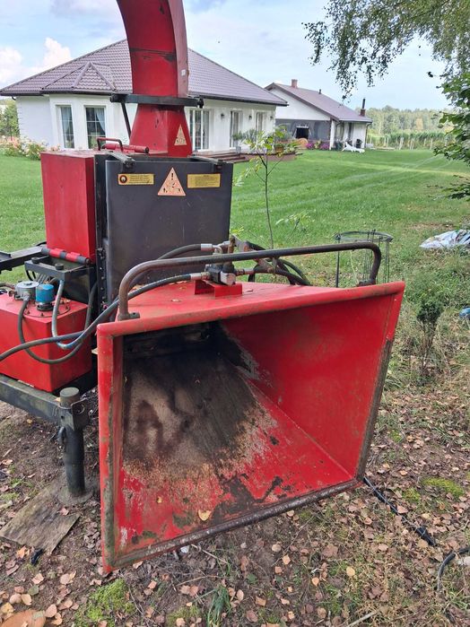 rębak do drewna zaczepiany do ciągnika