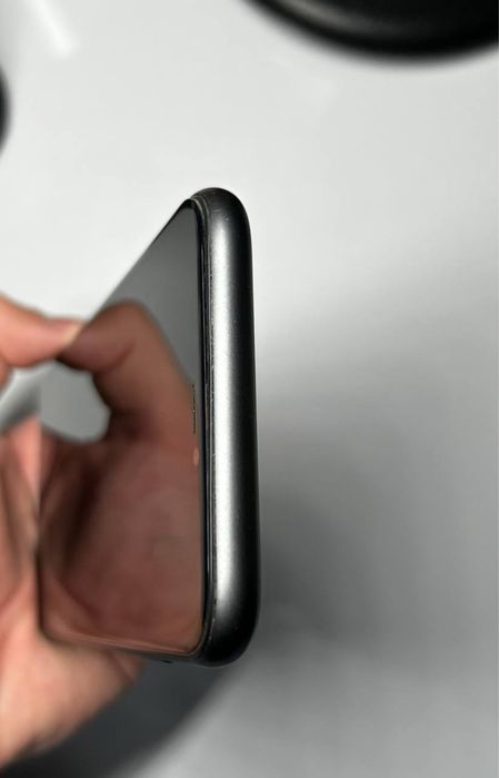 iphone 11 64gb  82% телефон смартфон айфон