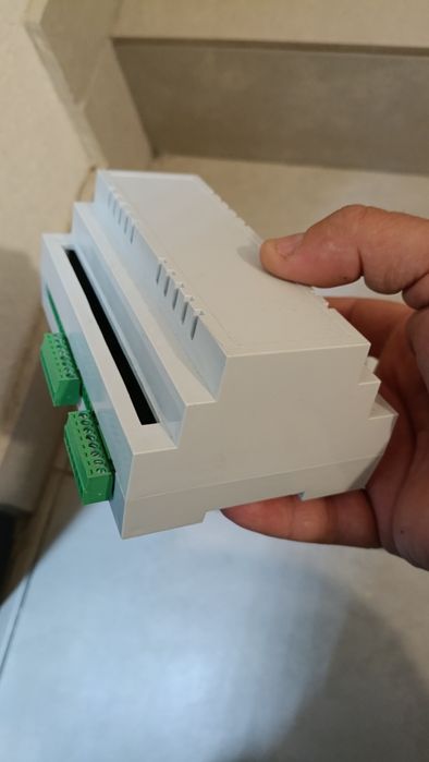 Контроллери різні