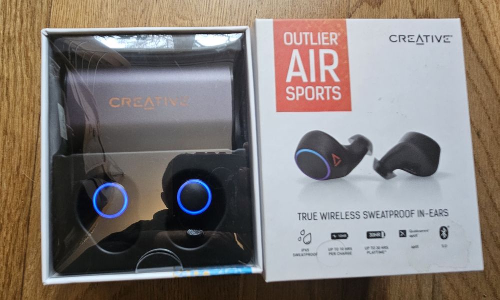 Słuchawki Creative Outlier air sports