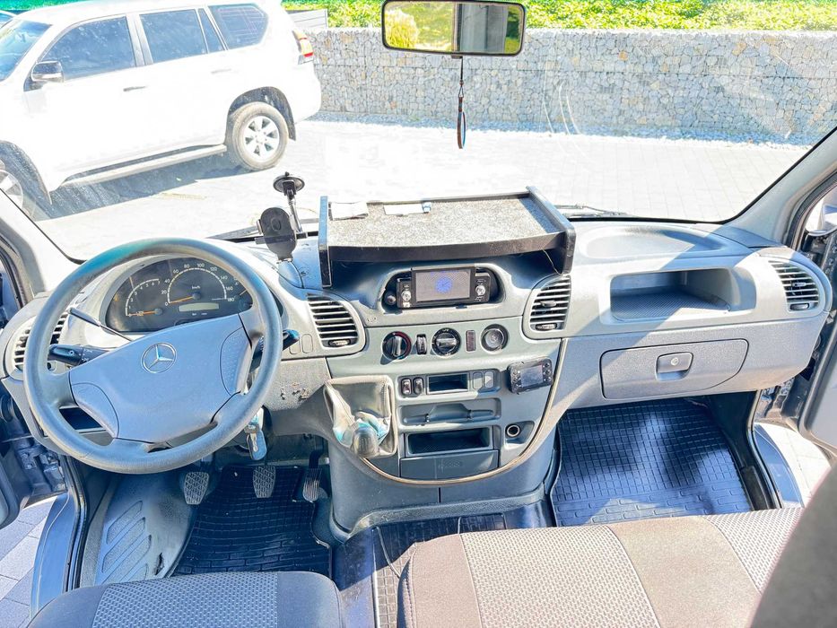 Mercedes-Benz Sprinter 2005