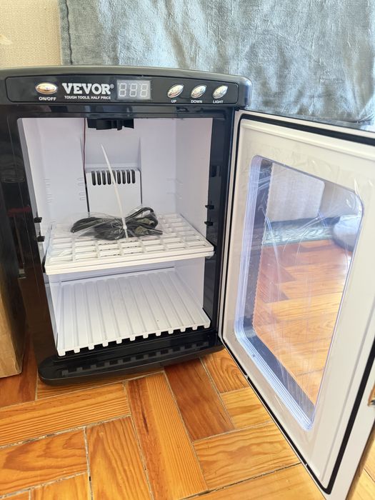 Incubadora de Répteis 25L - Vevor (Nunca Usado)