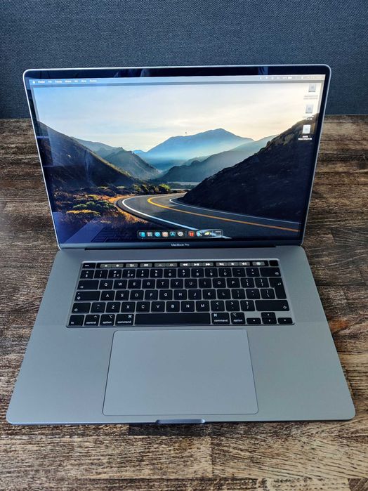 MacBook Pro 2019 16インチ i9 Apple MacBook Pro 2019 | 16
