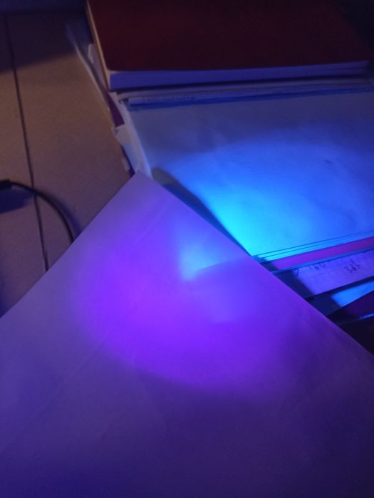 Не светящаяся в УФ ультрафиолете бумага с цветными волокнами 40-200g/m