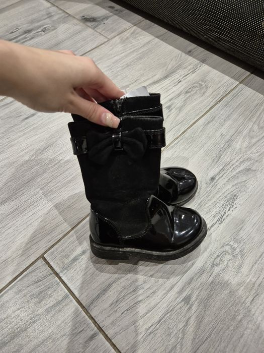 Botki zimowe dla dziewczynki r.22