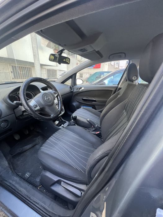 Opel Corsa 2009 Gasolina 1.2  136.000 Km (Ler anuncio)