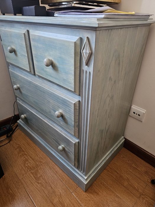 Quarto completo sem roupeiro