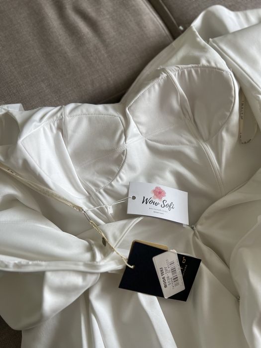 Нова весільна/вечірня сукня бренду invito з магазину wow sophie