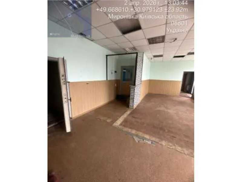 Продаж комерційного приміщення 169 м² + гараж у центрі Миронівки, вул. Захарченка, 56