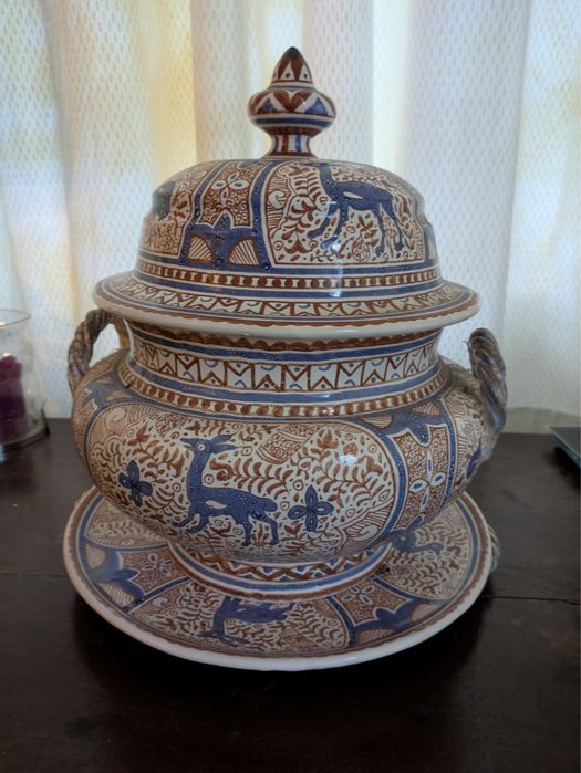 Three ceramic terrines (large, medium, small)447378317692774400