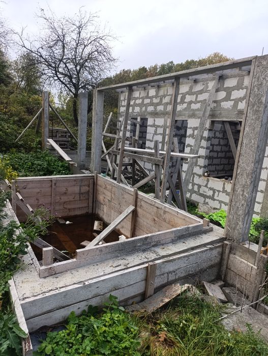 Продам двоповерховий будинок на Сухоярській!