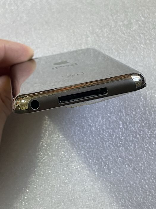 Apple iPod Touch 1-го поколения, 32 gb