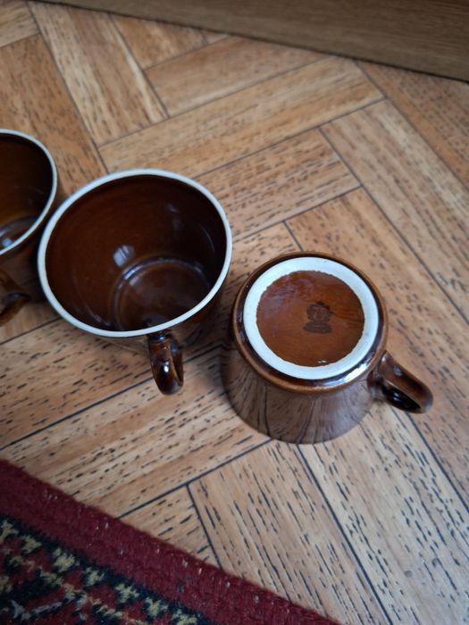 Porcelit Tułowice 12 talerzyków, miska i 3 kubki ciemny brąz