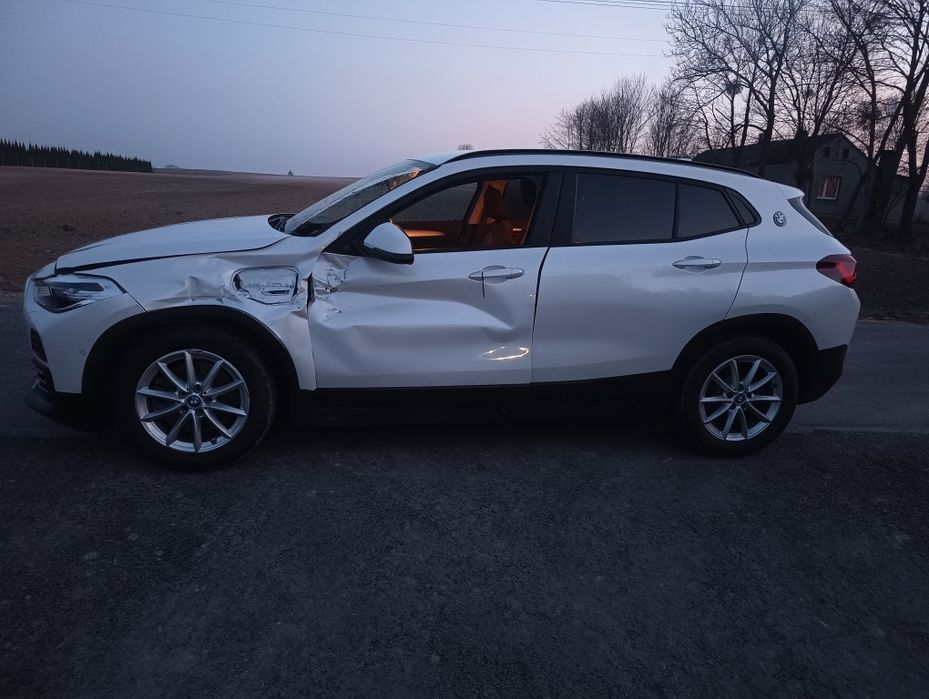 BMW x2 2022 hybryda plugin