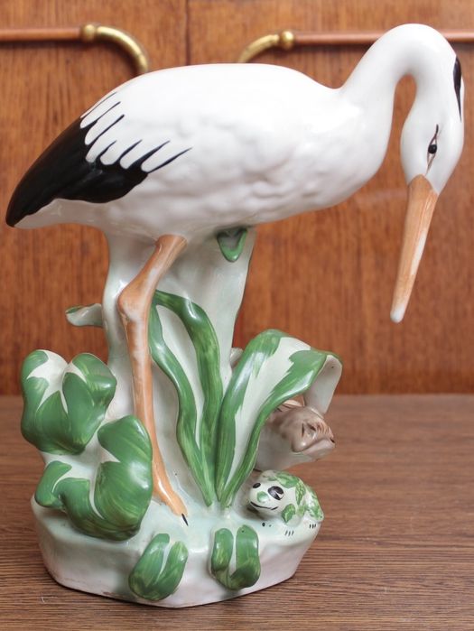 Статуетка вінтажна Чапля з лягушкою.