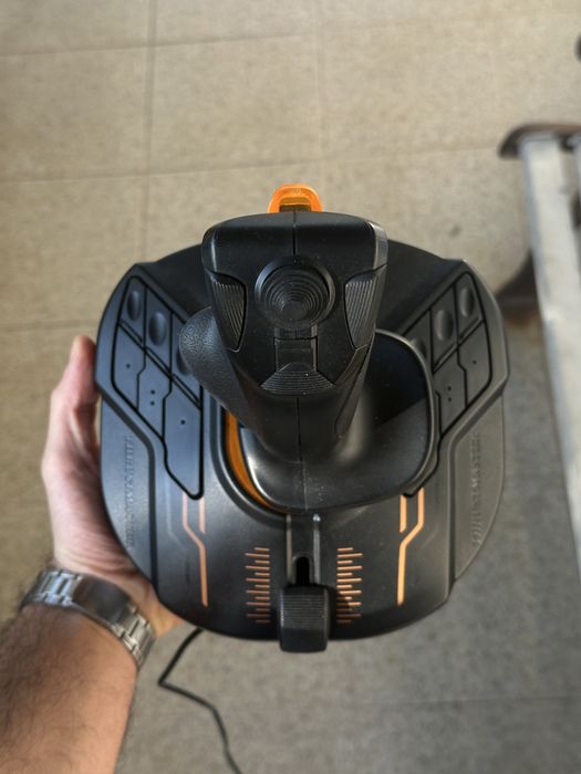 thrustmaster t16000m