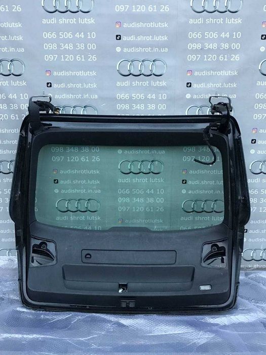 Ляда кришка багажника Audi A4 B8 універсал чорна LY9B