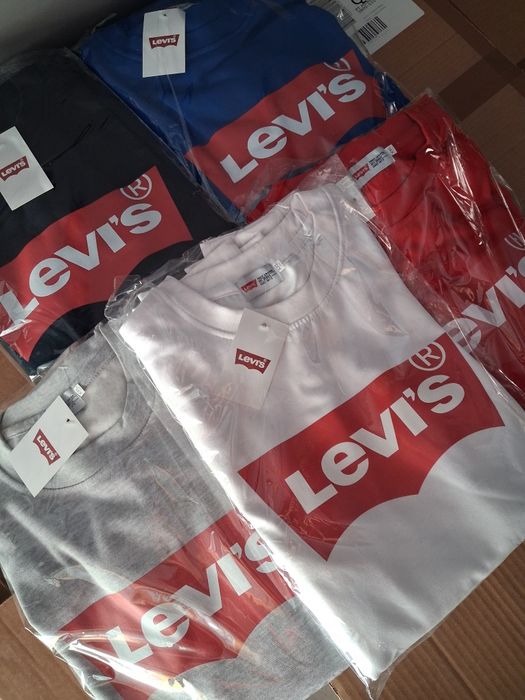 Suéters Levi's !
