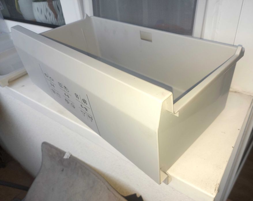Szuflada do Zamrażarka Lodówka Bosch KGS 3772 wym 47,3x24,8x18