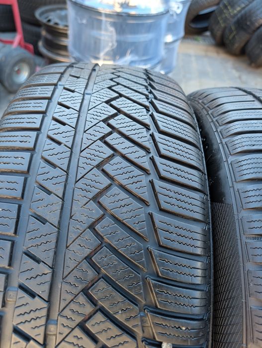 Шина зимова 1шт CONTINENTAL WinterContact ts850p 255/45 R20 майже нове колесо резина 1шт