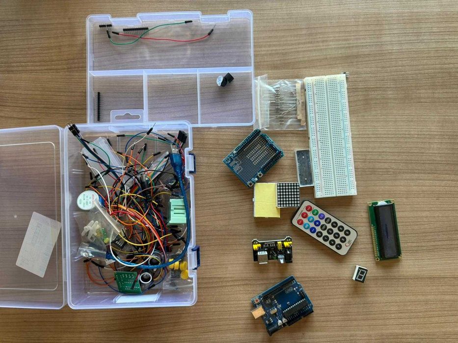 Kit de desenvolvimento e iniciação Arduino. UNO Rev3 Compatível
