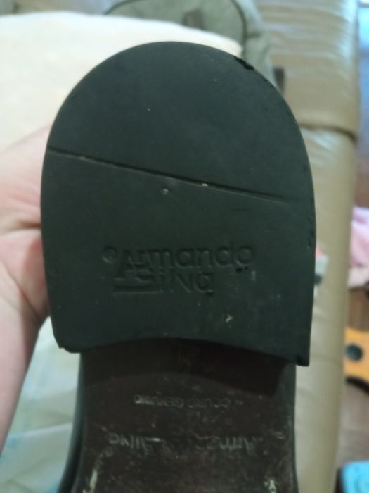 Sapatos clássicos pretos Armando Silva