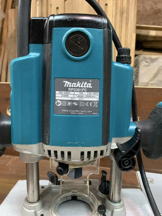 Фрезер Макіта RP2300FC , Макіта RP2301 FC