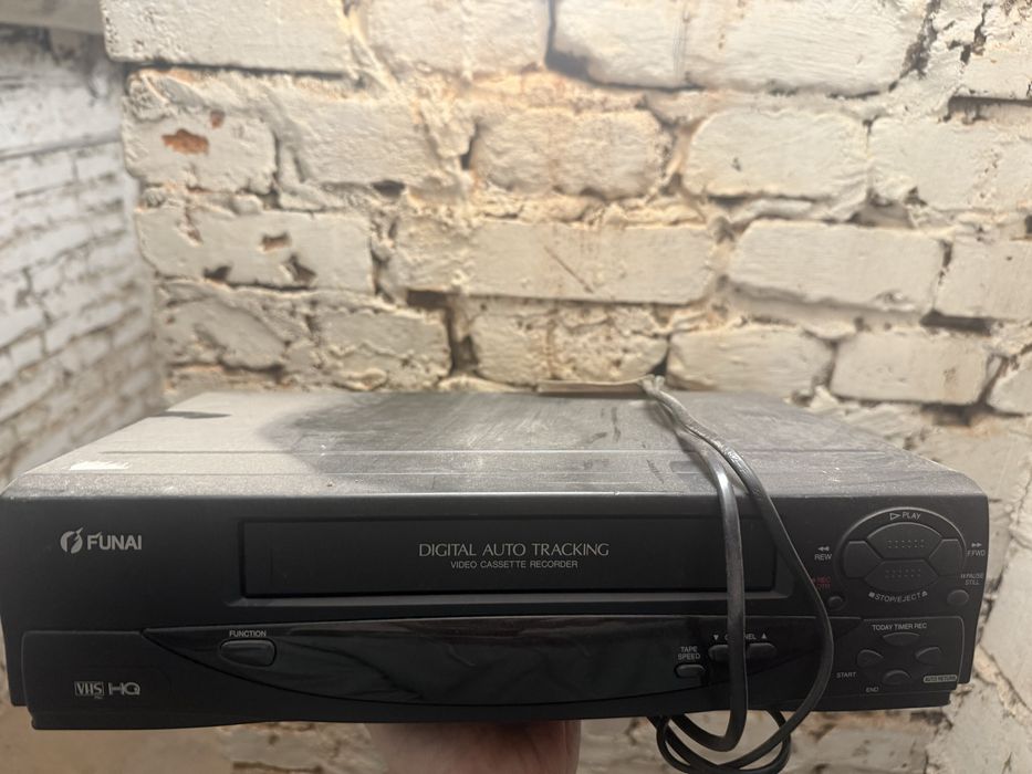 Magnetowid funai sprawny