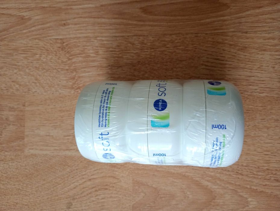 3 nowe kremy nivea soft,  100ml