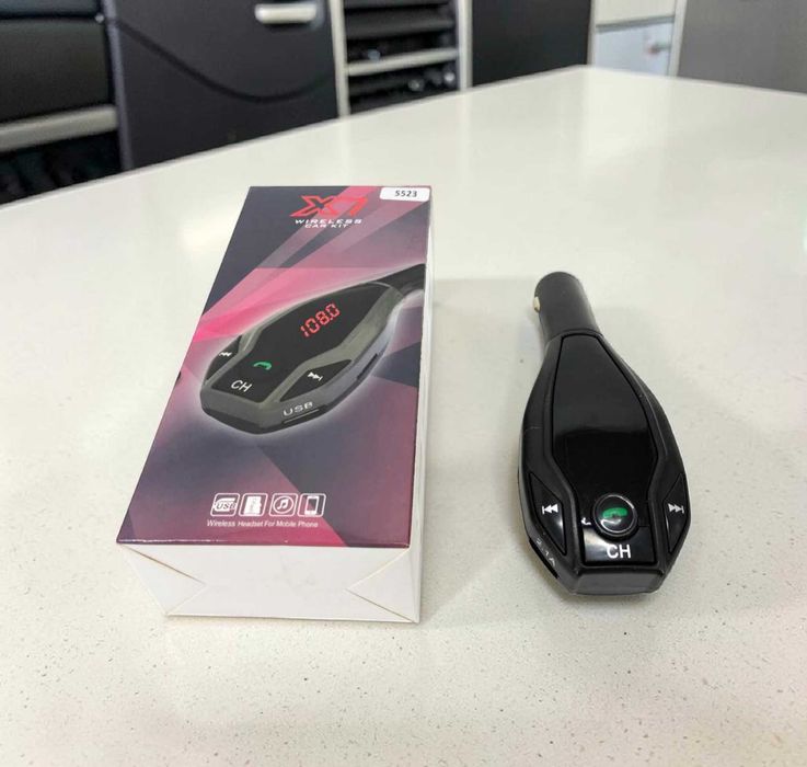 Трансмітер автомобільний FM Bluetooth модулятор