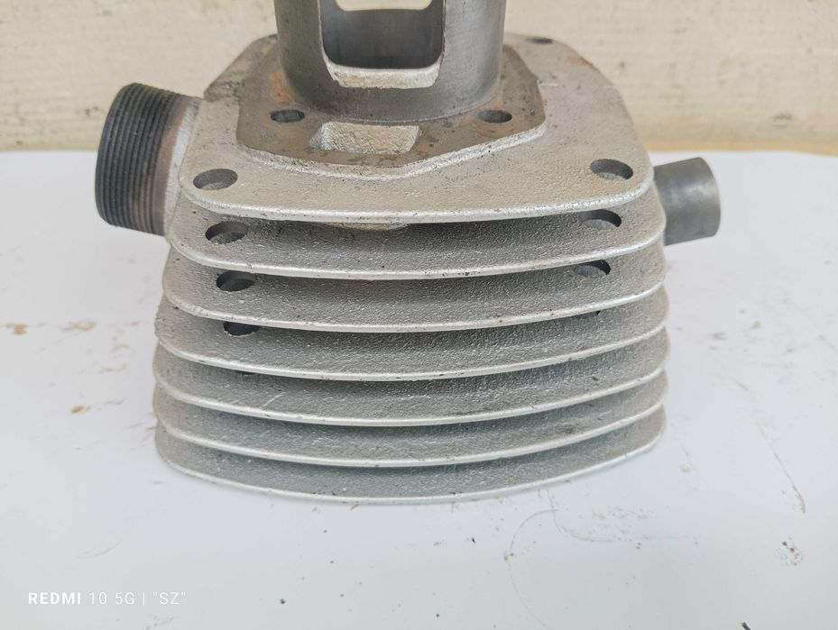 WSK-125 - cylinder żeliwny - (16.7)