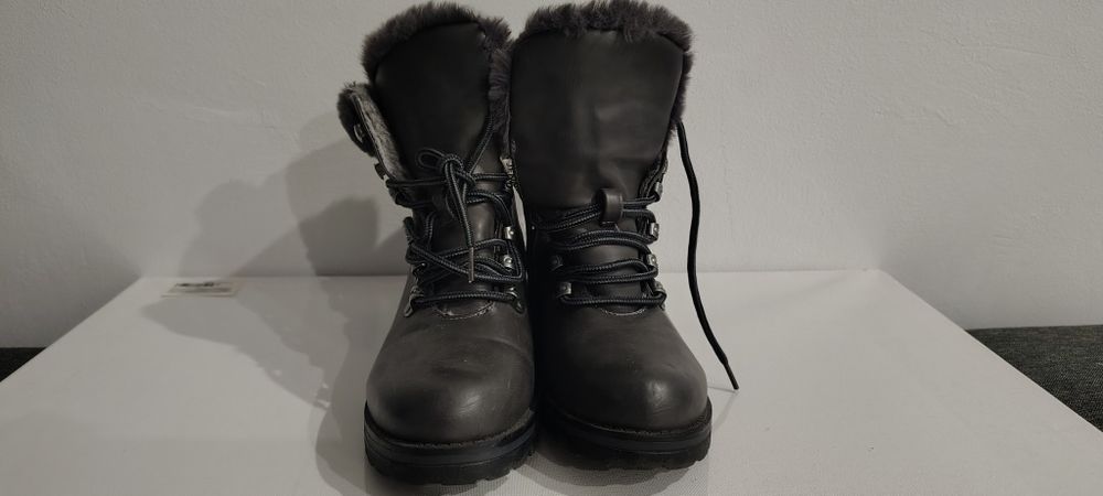 Жіночі ботинки зима