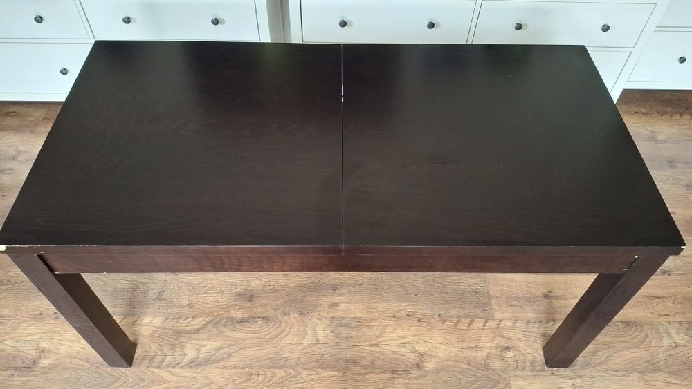 Stoł do jadalni rozkładany