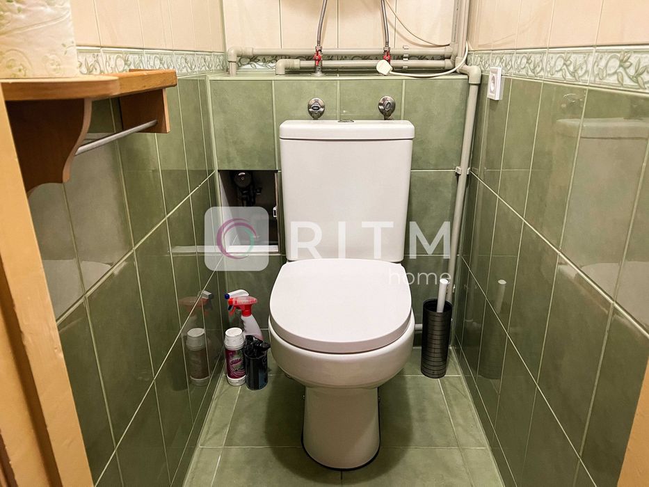 Продаж 2-к. квартири по вул. Гулака-Артемовського