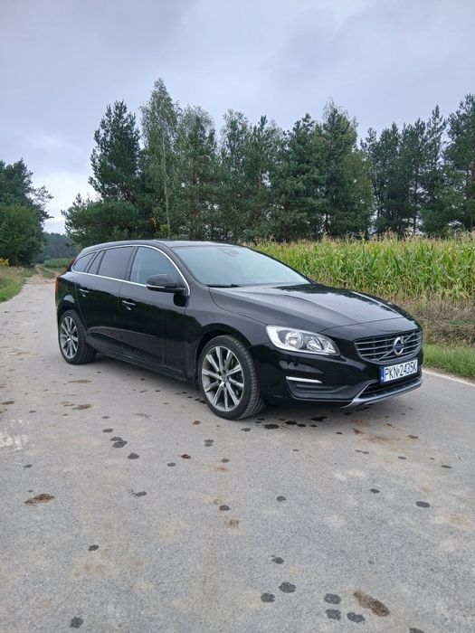 VOLVO V60 2.0 D2 2015R
