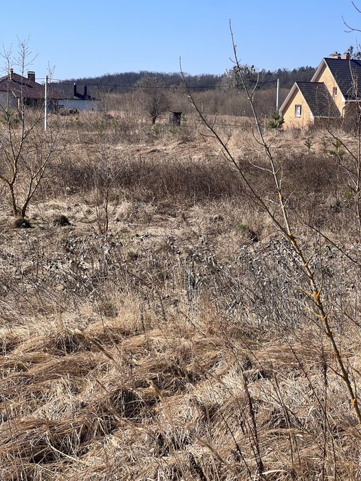 Продам земельну ділянку 12 соток.