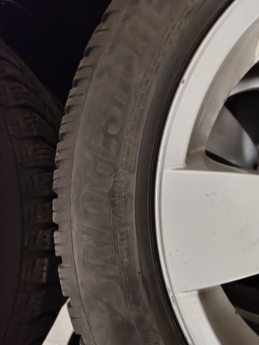 Alufelgi 17 z oponami zimowymi BMW e60