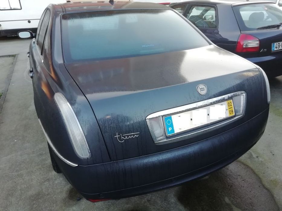 Lancia Thesis para peças