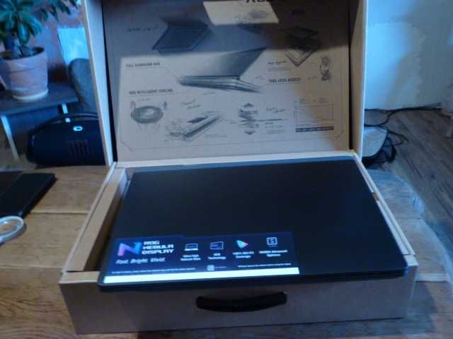 Laptop ASUS Rog Striix G16 U9 32GB 2TB