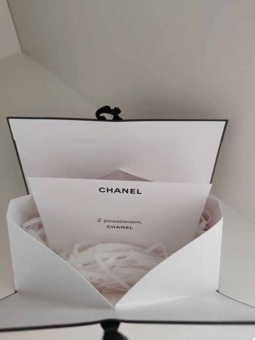 Kartonik składana torebka papierowa Chanel