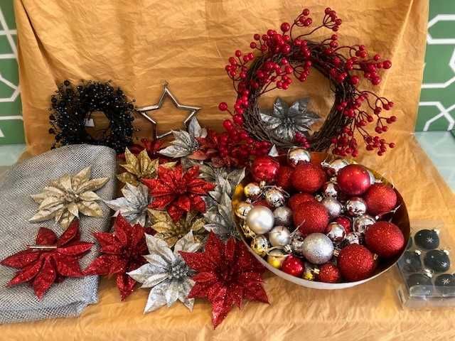 conjunto variado de artigos decorativos de natal, tudo c/ 50% desconto