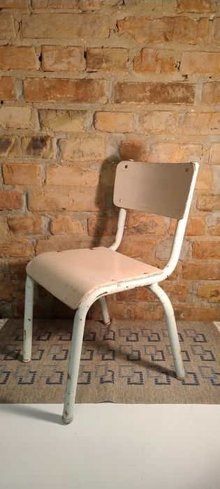 Детский стульчик.