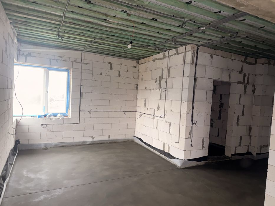 Сучасний будинок у Житомирі