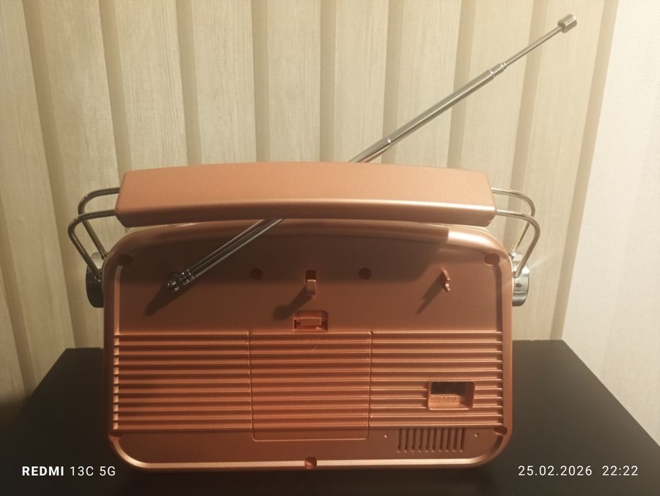 Sprzedam nowe radio retro