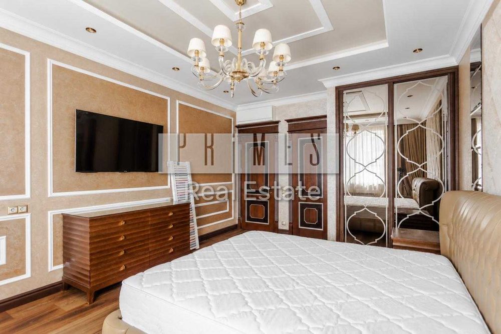 Продаж 5-кімнатного пентхаусу 228м  з терасою в клубному будинку Chelsea Tower Черепанова Гора, вул. Ділова