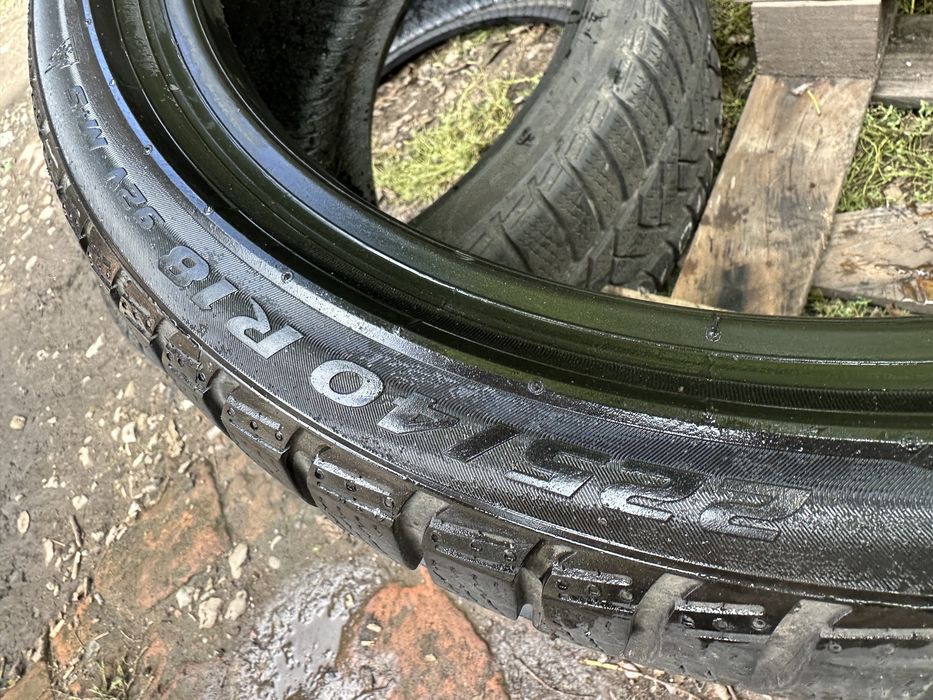 Pirelli шини зима 225/40 R18
