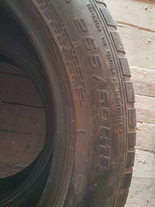 Шини 255/50/19..