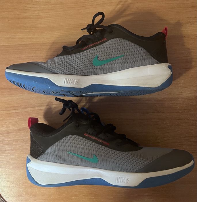 Взуття спортивне