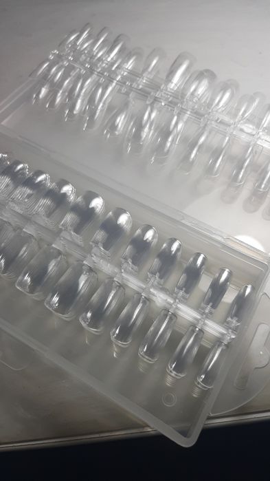 Підставка для рук, розпродаж манікюрного приладдя